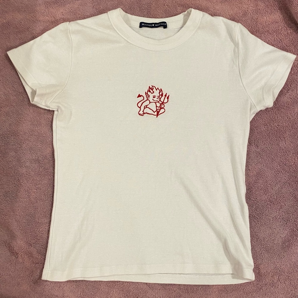 Brandy Melville | Hailie Tee [Devil in White]